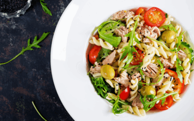 Pasta con aceitunas y pimientos